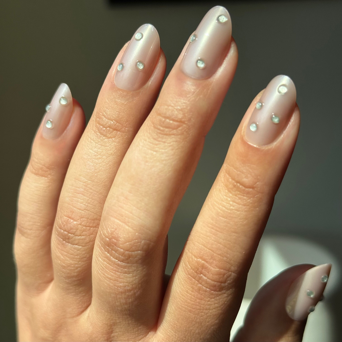 Diamond Chrome Mani - Press-On | Medium | Oval
