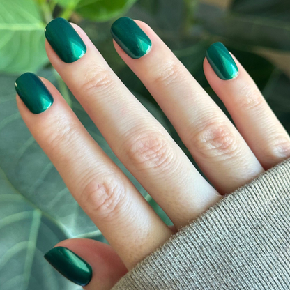 Emerald Chrome - Tab Press-On | Extra Short | Squoval
