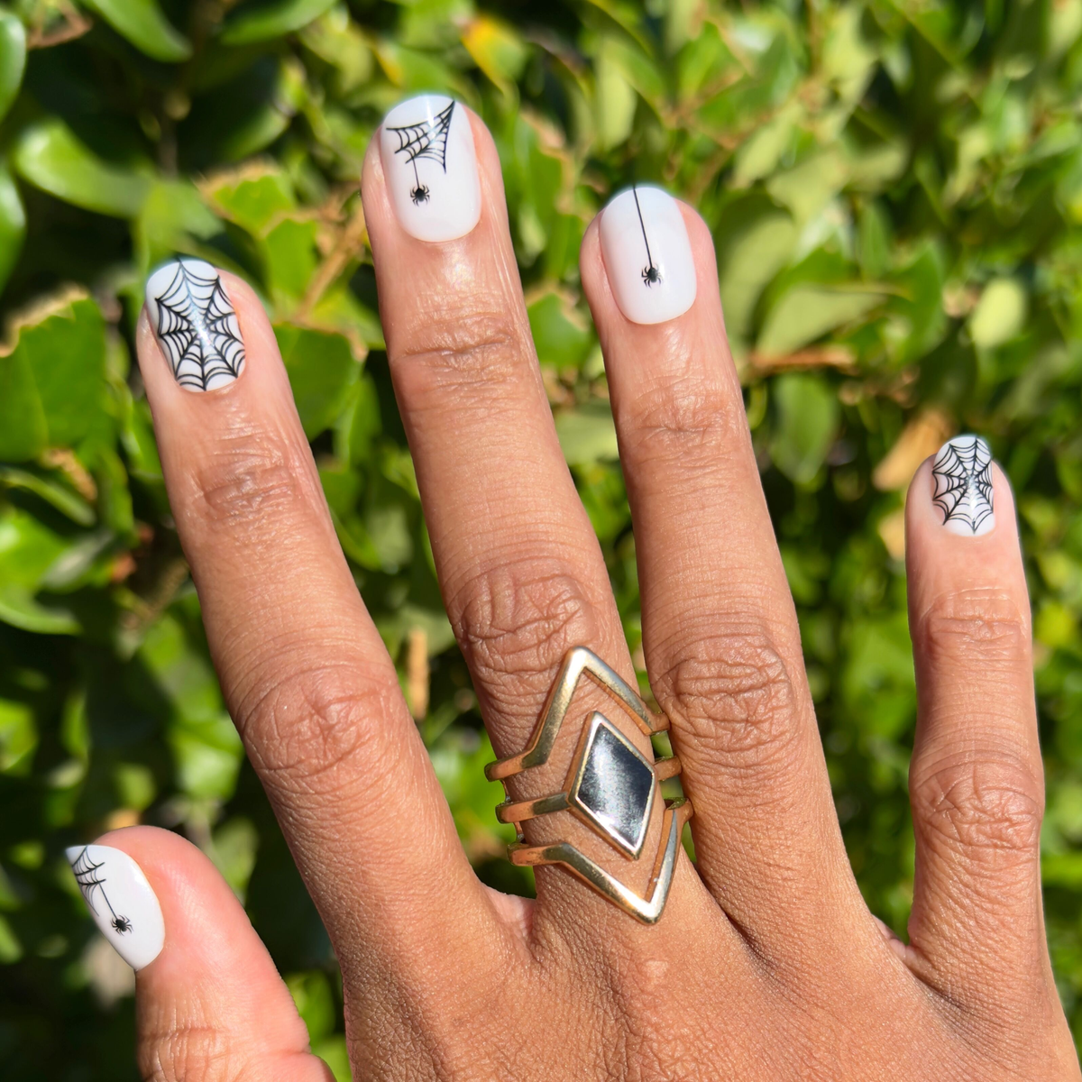 Halloween Spiderwebs | Extra Short | Squoval - Tab Press-On