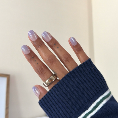 Lavender Gradient Velvet | Extra Short | Round - Tab Press-On