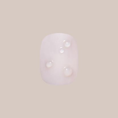 Milky 3D Bubbles - Press-On | Short | Squoval