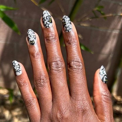Starry Cats - Press-On | Medium | Oval