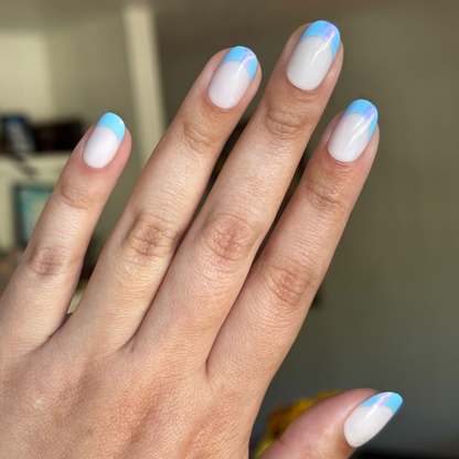 Winter Blues Chrome French - Tab Press-On | Short | Round